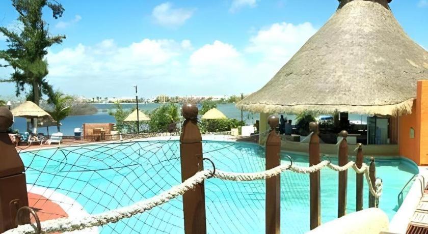 Selina Cancun Laguna Zona Hotelera エクステリア 写真